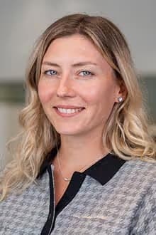 Photo of Catherine Hohmann